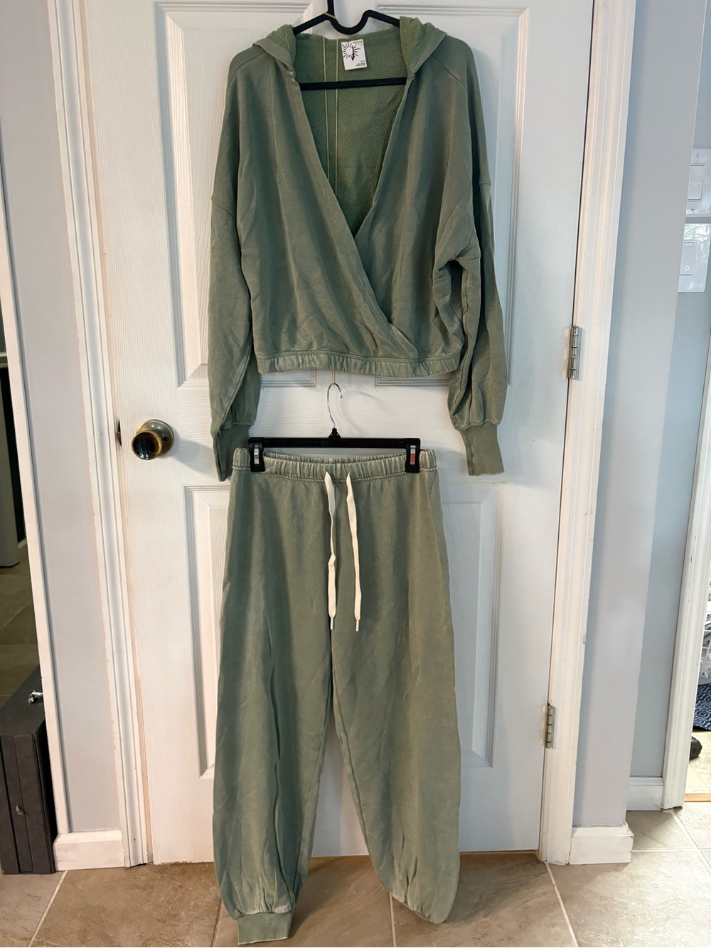 NEW aerie Olive Green Hooded Wrap Top and Drawstring Joggers Set